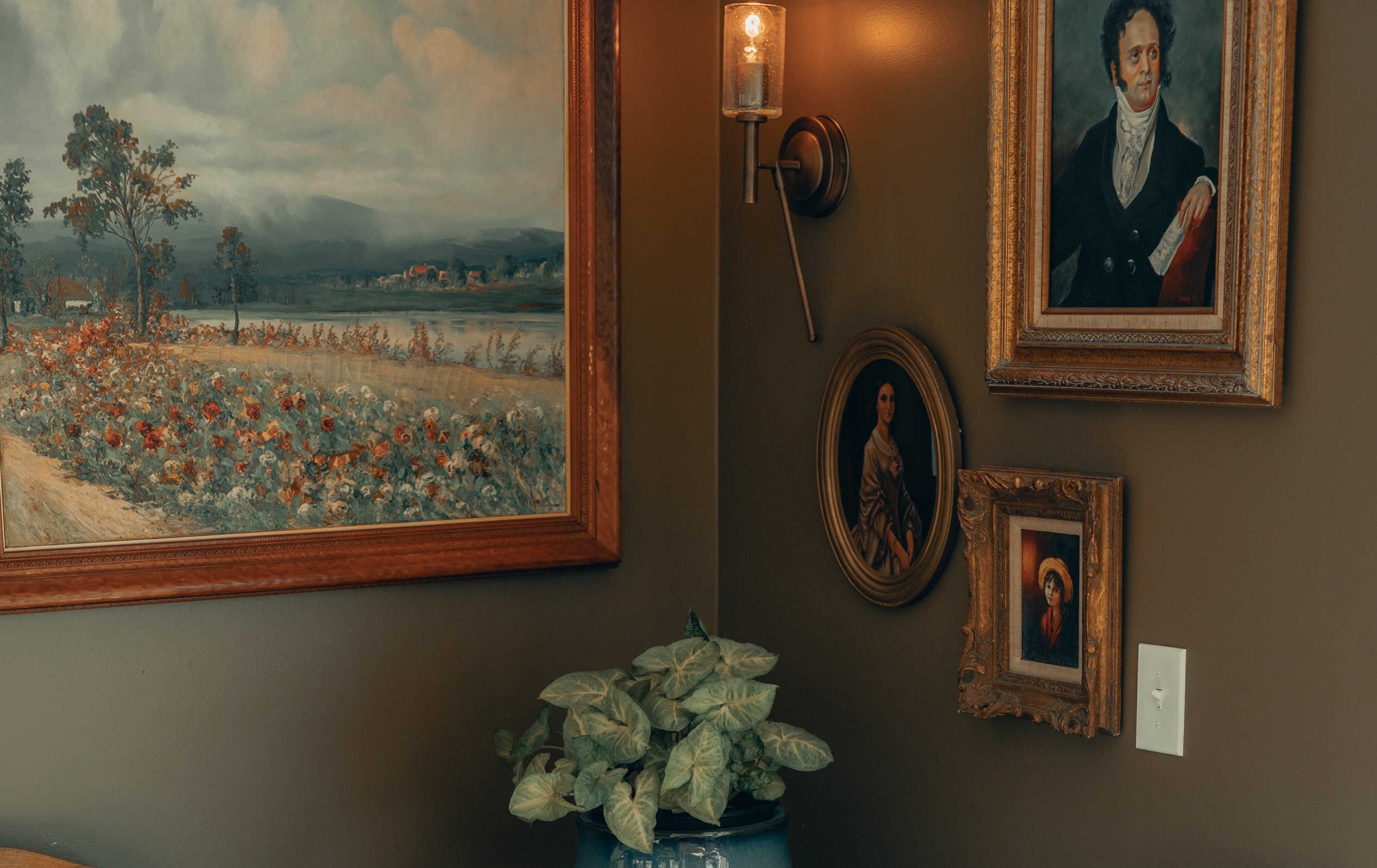 Home and paintings